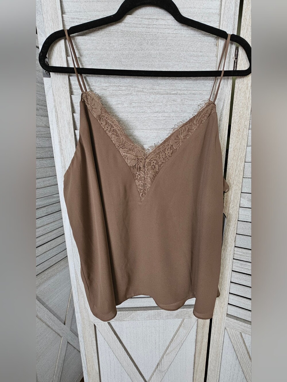 NWT Melrose & Market Lace-Trim Camisole